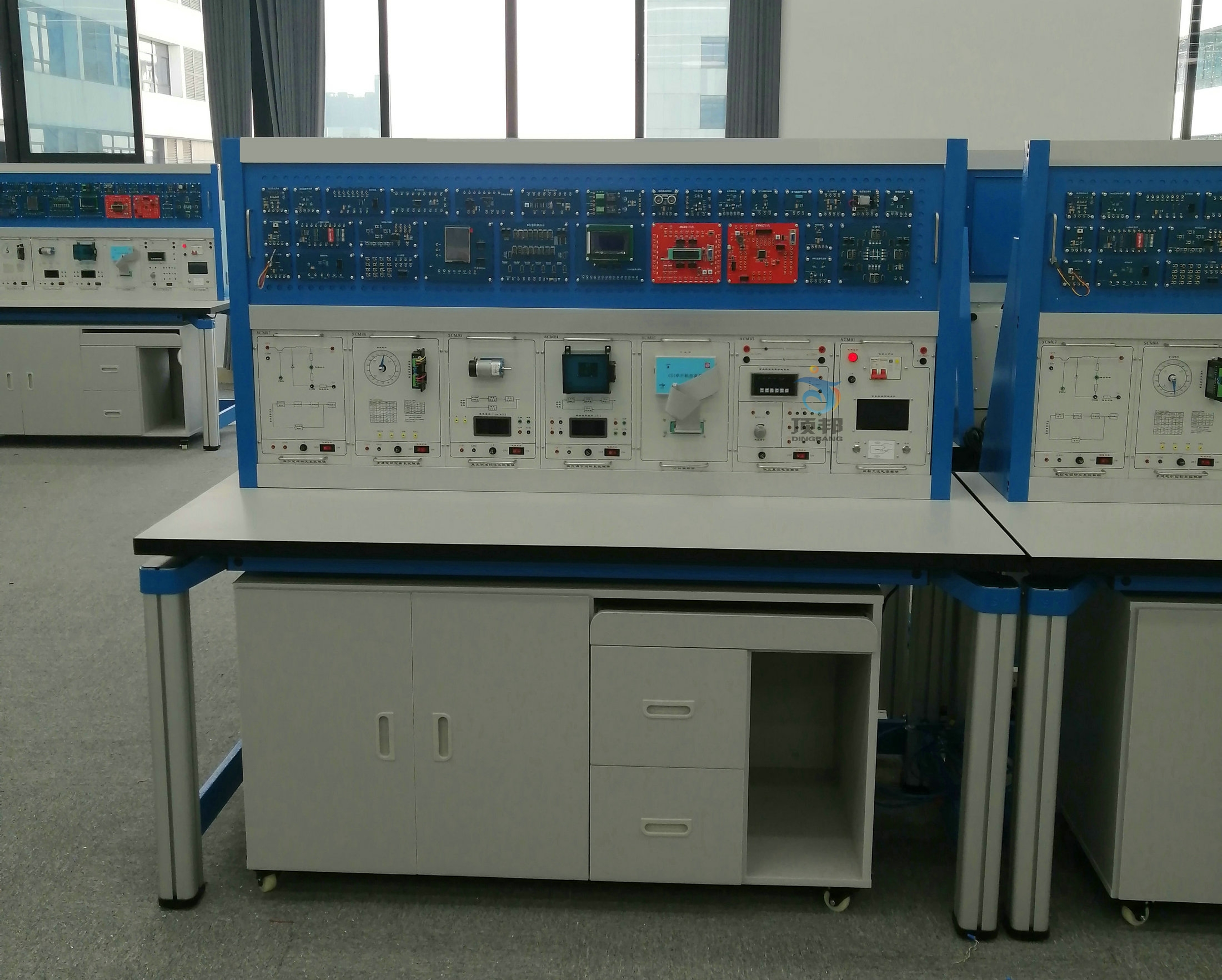 單片機應用綜合實訓平臺