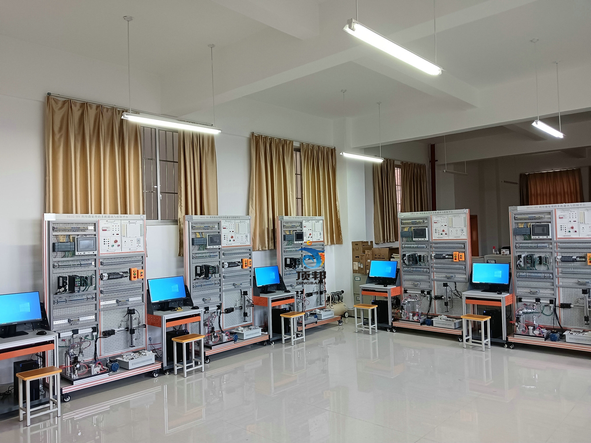 PLC���ٿ�ԇ�_